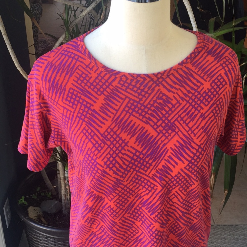 🍋 Lularoe geometric girls shirt, size 14